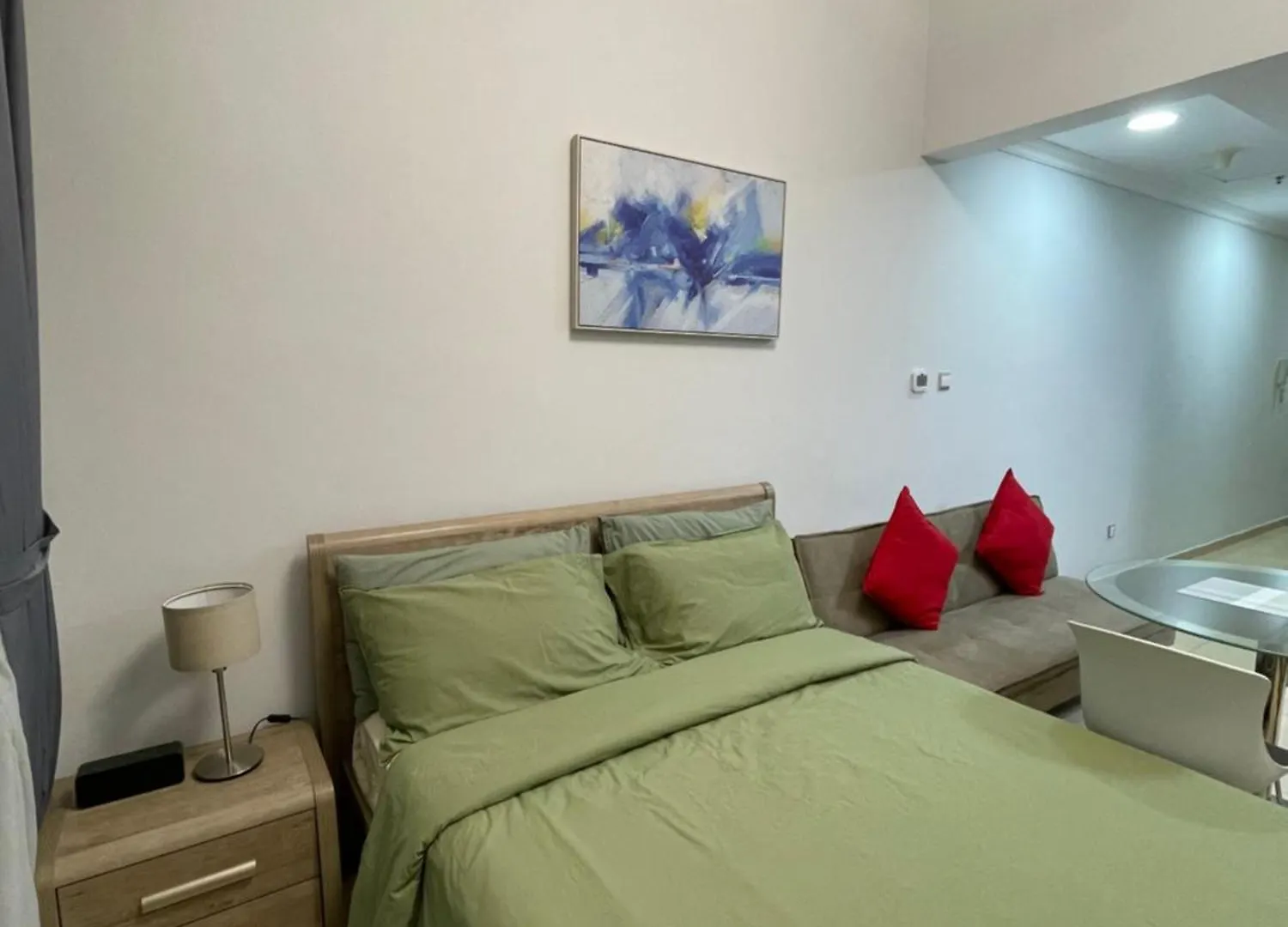 Stylish Studio With Stunning Dubai Marina View United Arab Emirates