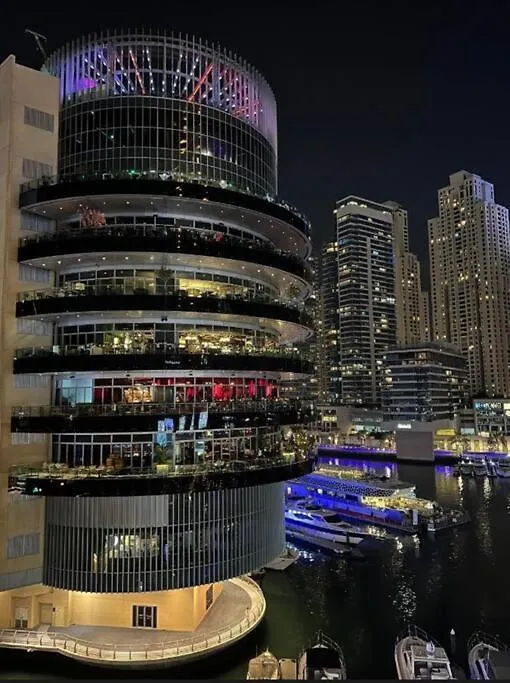 Apartment Stylish Studio With Stunning Dubai Marina View